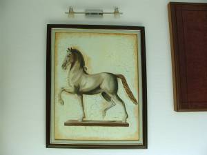 Картина. Лошадь. На стене. 